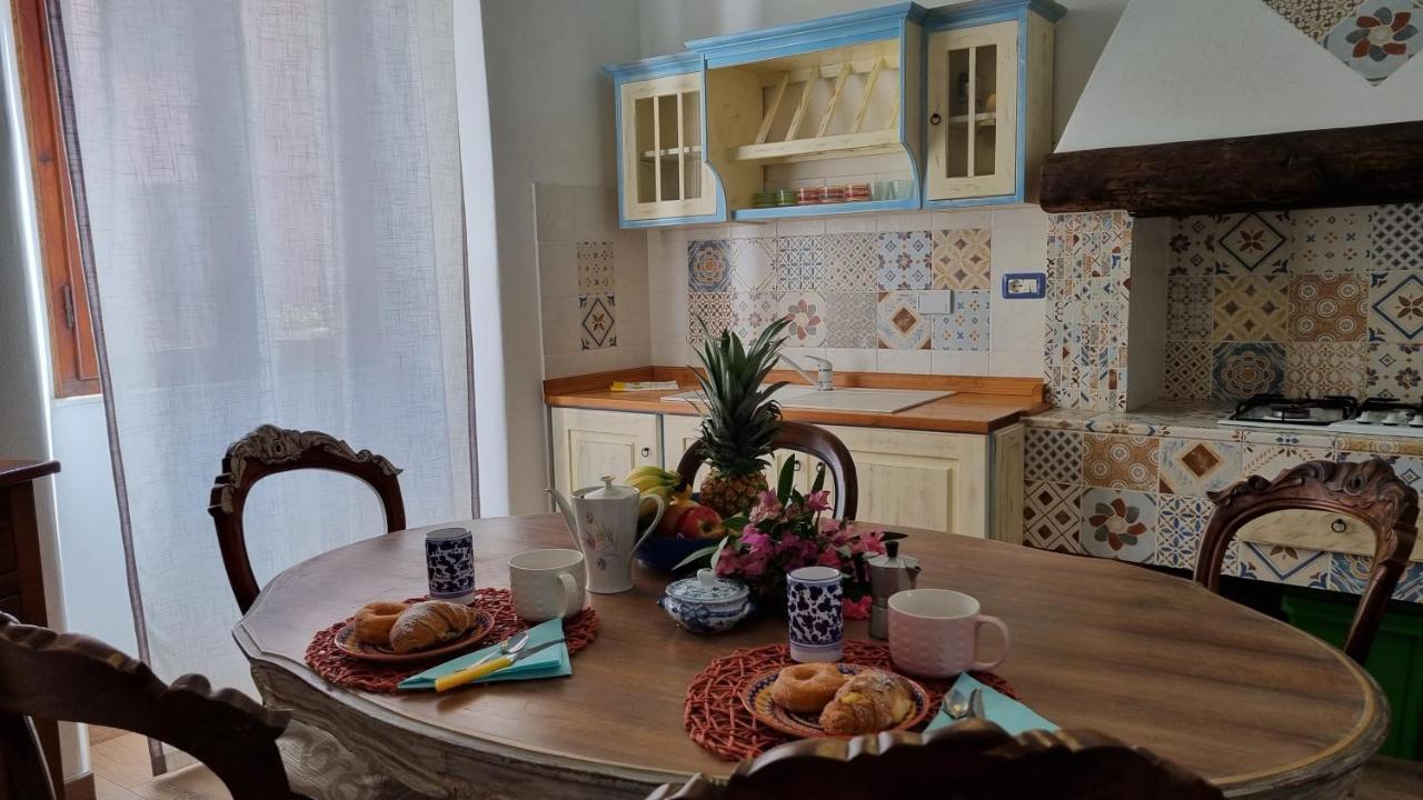 La Terrazza Nel Cuore Di Capoliveri Bagian luar foto